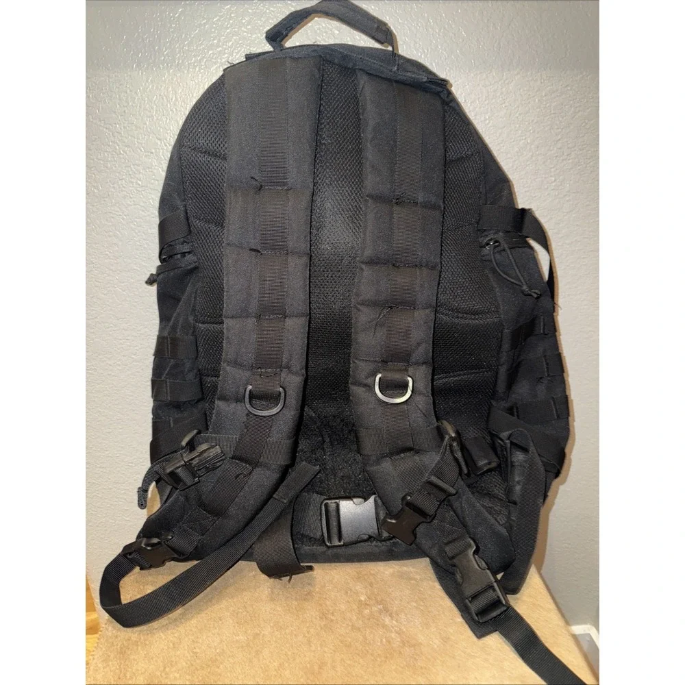 Highland Outdoor Tactical Black Backpack XL. Perfect Condition‎